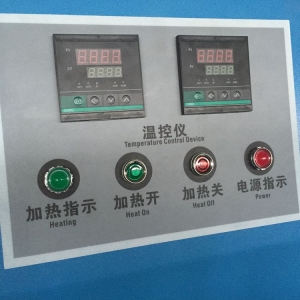 
酒店洗衣房电加热床单烫平机介绍
